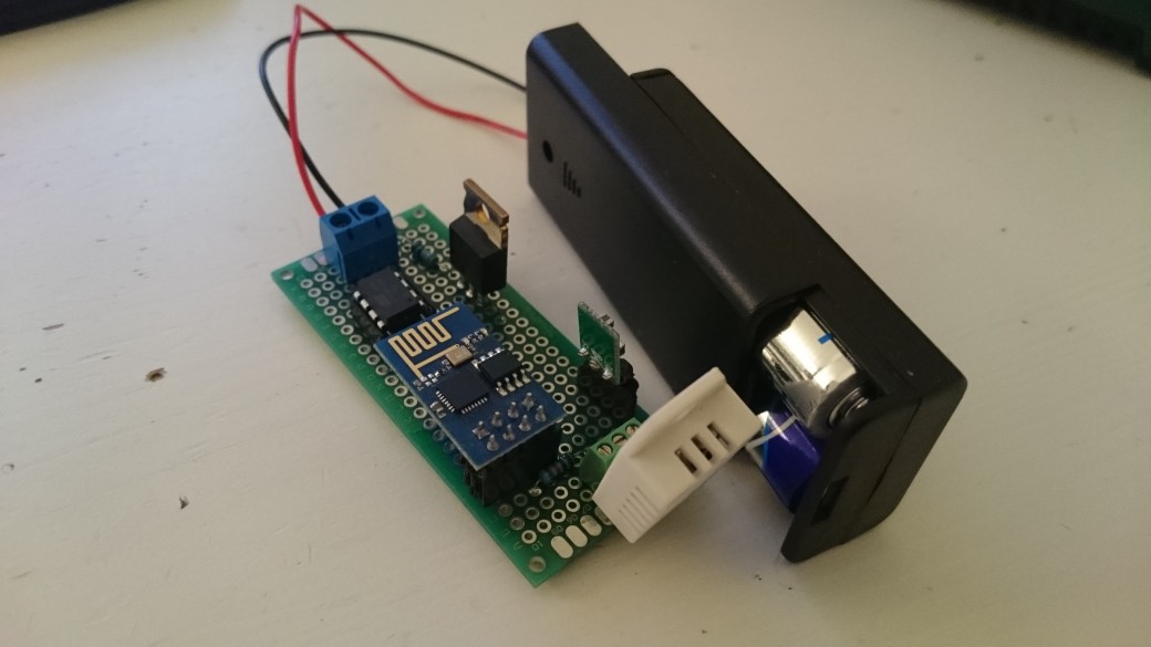 Battery Powered ESP8266 IoT - Temperature Sensor - Home Circuits